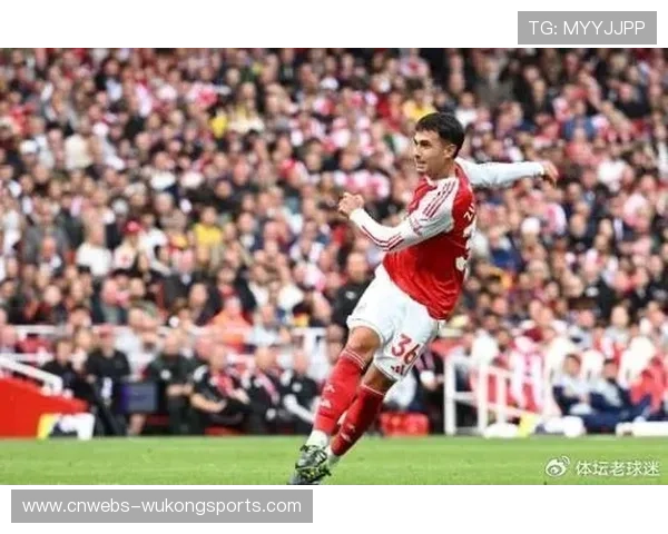 阿森纳旧将赖斯攻破西汉姆联旧主球门展现尊重拒绝庆祝引发热议 阿森纳旧将赖斯攻破西汉姆联旧主球门展现尊重拒绝庆祝引发热议