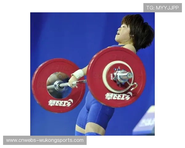 蝴蝶牌杠铃到AI传感器:中国举重装备60年技术演进史 蝴蝶牌杠铃到AI传感器:中国举重装备60年技术演进史